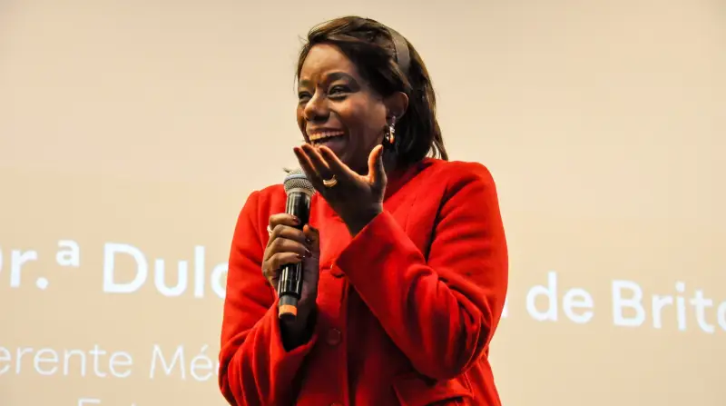 Palestrante Dra. Dulce Pereira de Brito